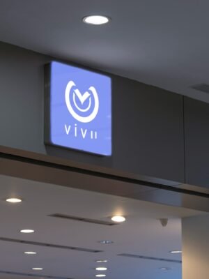 Biển quảng cáo nhà hàng hộp đèn xuyên sáng