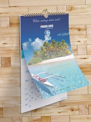 Thiết kế lịch treo tường 13 tờ phong cách bãi biển
