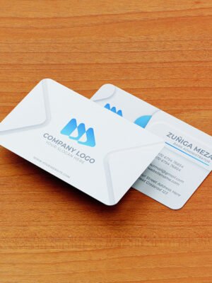 Mẫu danh thiếp đơn giản với tông màu trắng và họa tiết màu lam nhạt