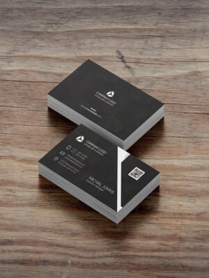 Mẫu name card màu đen kết hợp sử dụng QR code