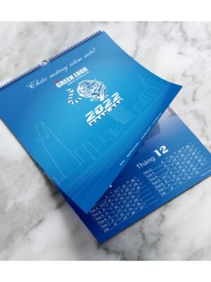 Thiết kế lịch treo tường màu xanh dương phong cách nhà cửa