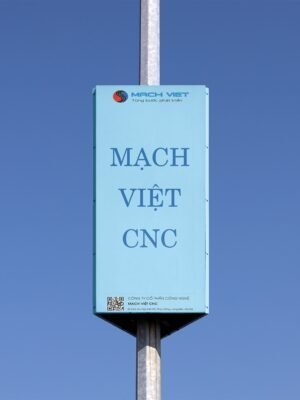 Biển quảng cáo trên cột đèn đường