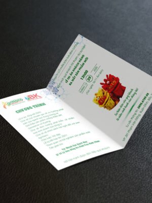 Thư mời mẫu gập hai nửa màu xanh kích thước 24x17 cm, 17x12 cm