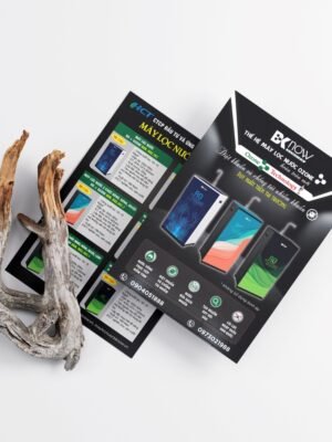 Thiết kế tờ rơi giới thiệu sản phẩm máy lọc nước tông màu đen